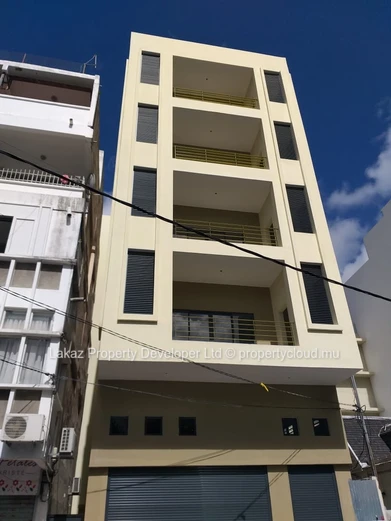 Bureaux Commerciaux à Louer – Port Louis