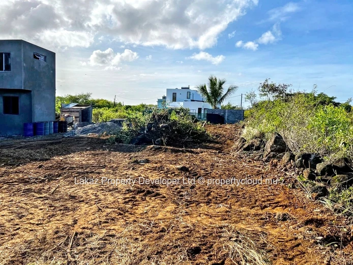 Terrain de 612 m² à vendre à Calodyne, Grand Gaube - Opportunité rare!
