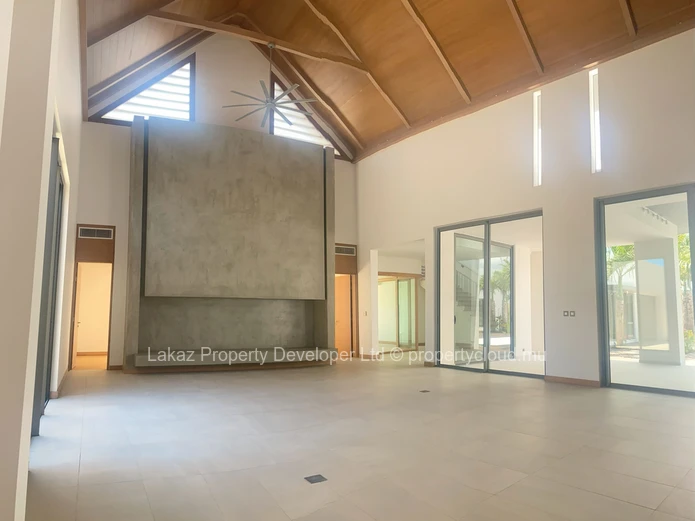 Prestigious Villa at Mont Choisy Golf