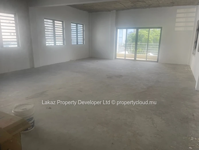 Bureaux Commerciaux à Louer – Port Louis