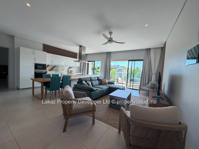 Appartement lumineux, piscine à Pointe aux Canonniers