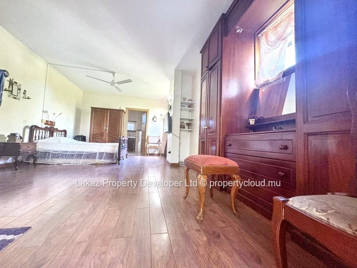 Appartement de 3 Chambres à Quatre Bornes