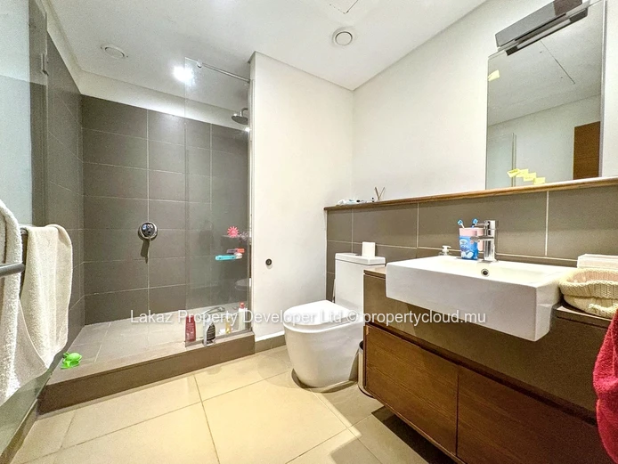 Appartement Exquis à Pointe Lafayette avec Piscine Privée - Ouvert aux Etrangers