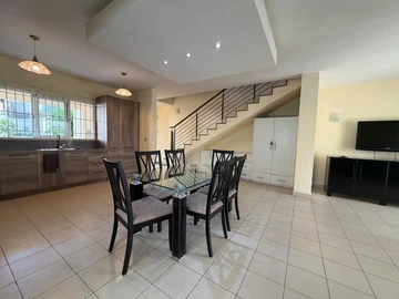 Townhouse, Duplex de 3 Chambres