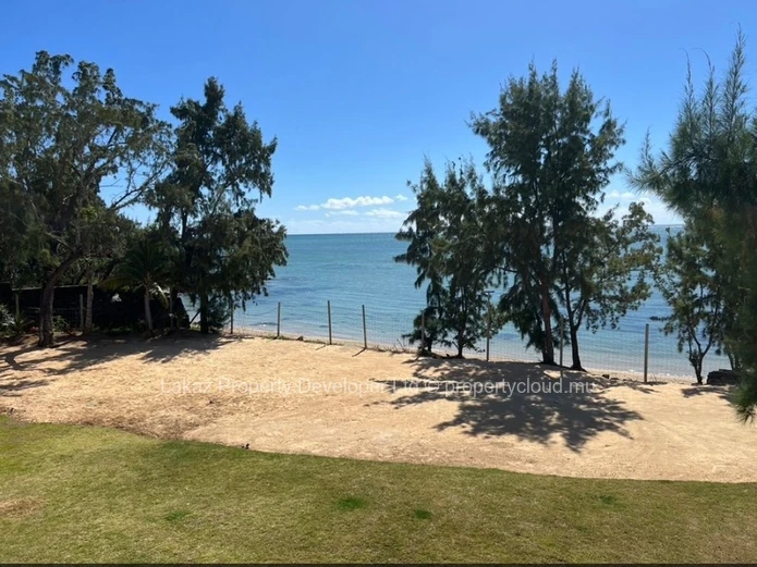 Appartement pieds dans l'eau - Grand Gaube 