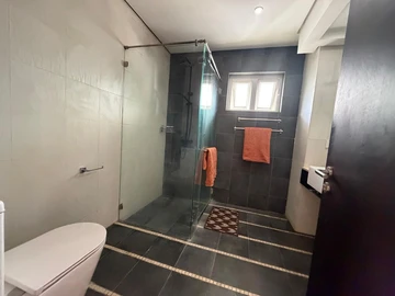 Townhouse, Duplex de 3 Chambres