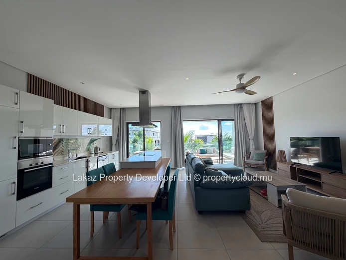 Appartement lumineux, piscine à Pointe aux Canonniers