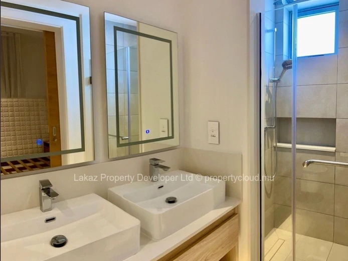 Appartement pieds dans l'eau - Grand Gaube 