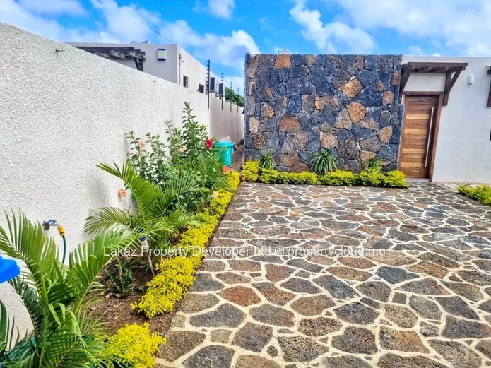 Villa à vendre à Forêt Daruty  - accessible aux mauriciens uniquement 