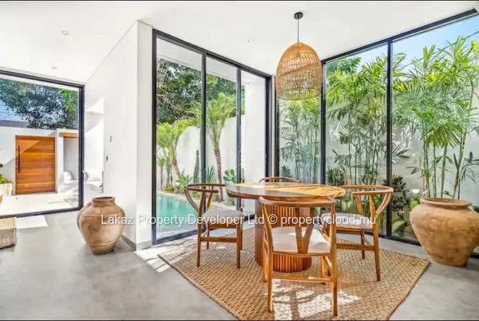 Villa a Bain Boeuf - CLE EN MAIN