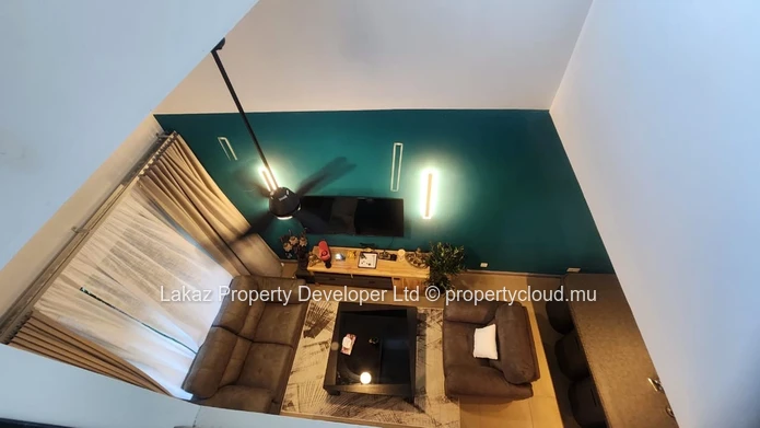 Superbe Villa Familiale avec Piscine Commune – Roches Noires
