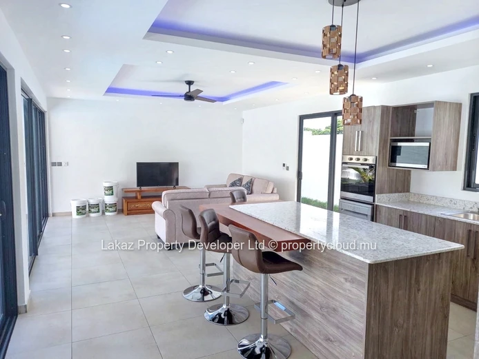 Maison à louer à Calodyne : 3 chambres avec piscine et confort