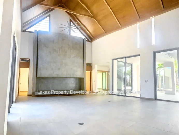 Prestigious Villa at Mont Choisy Golf
