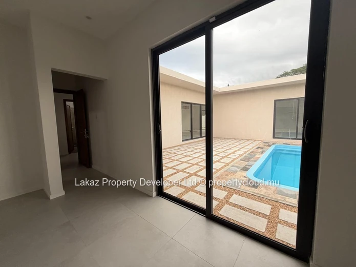 Villa à vendre à Forêt Daruty  - accessible aux mauriciens uniquement 