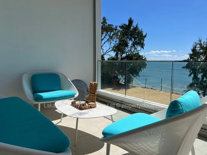 Appartement pieds dans l'eau - Grand Gaube 