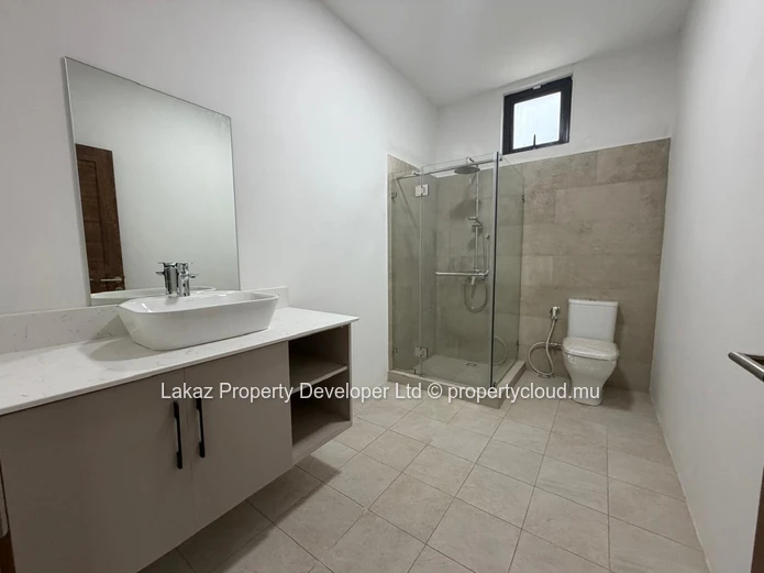 Villa à vendre à Forêt Daruty  - accessible aux mauriciens uniquement 
