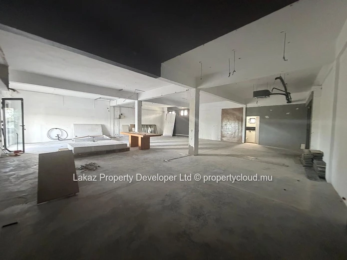 300 m2 Bureau en open-space à The Vale, Grand Baie
